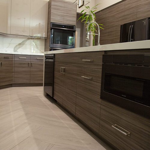Modern High-Gloss & Textured Kitchen Cabinets Florida